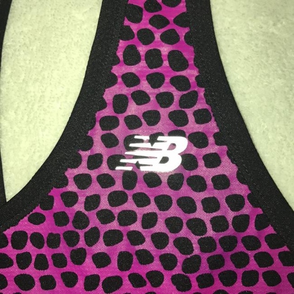 New Balance Printed Tank NWT '. - Picture 4 of 6